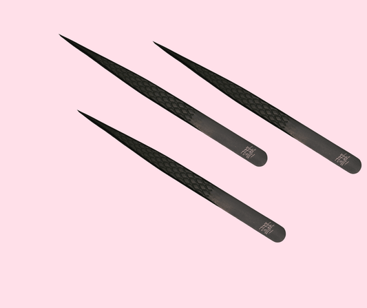 Classic Fibre Tip Tweezer - What the Fluff! Lashes and Brows